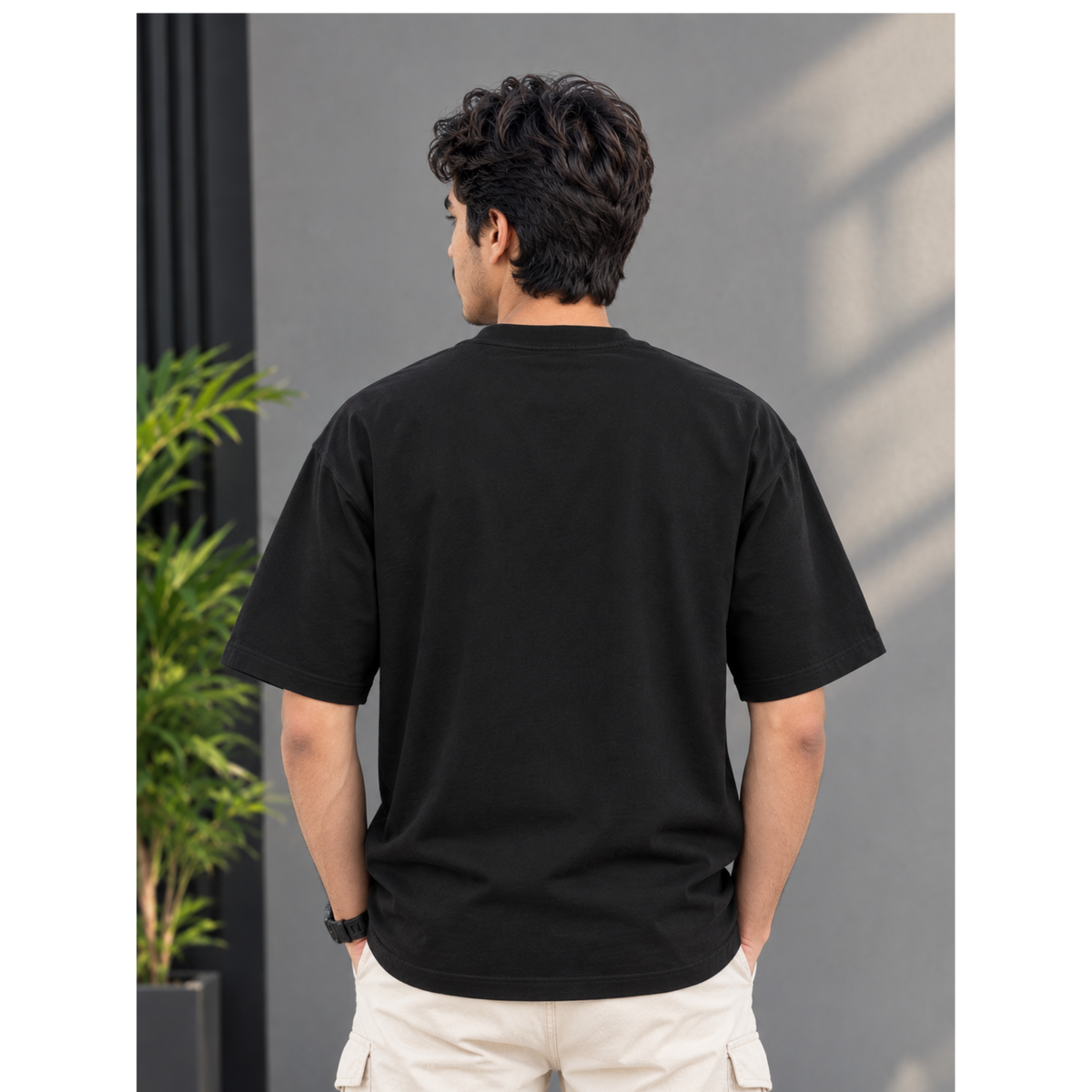 Men's Oversized Borcelle Streetwear Graphic T-Shirt - Drop Shoulder)